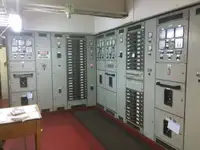 Πλοίο με γερανό προς πώληση