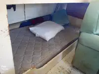Τράτα προς πώληση
