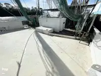 Τράτα προς πώληση