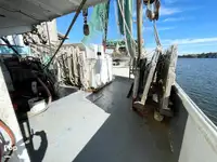 Τράτα προς πώληση