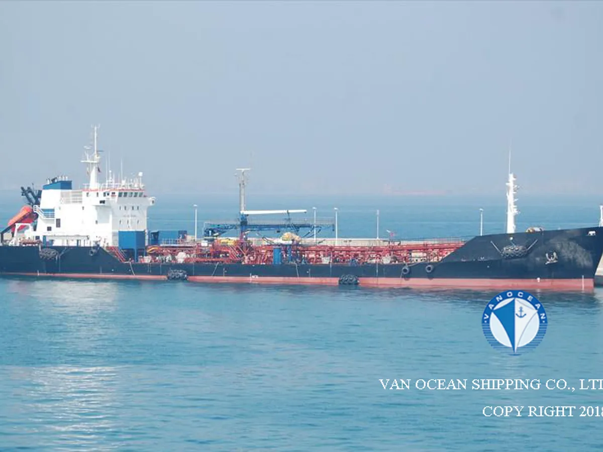 Δεξαμενόπλοιο πετρελαίου/χημικών προϊόντων προς πώληση