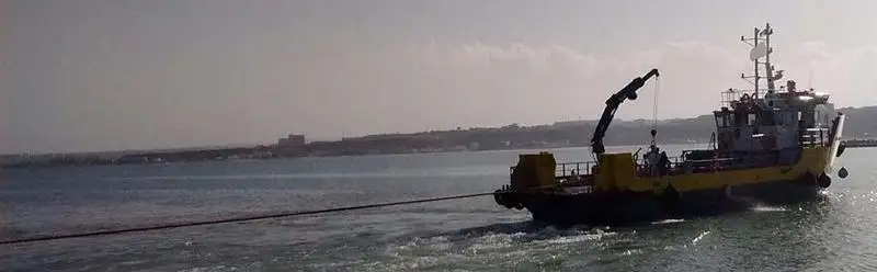 Ρυμουλκό πλοίο προς πώληση