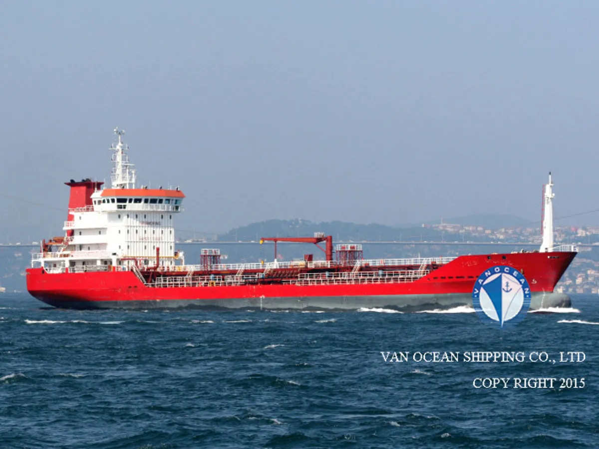 Δεξαμενόπλοιο πετρελαίου/χημικών προϊόντων προς πώληση