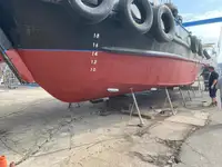 Ρυμουλκό πλοίο προς πώληση