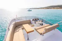 Τράτα προς πώληση