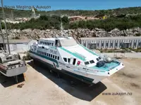 Καταμαράν προς πώληση