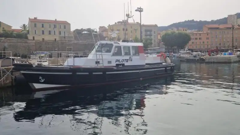 Πλοίο πιλότων προς πώληση