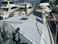 Ερευνητικό πλοίο προς πώληση