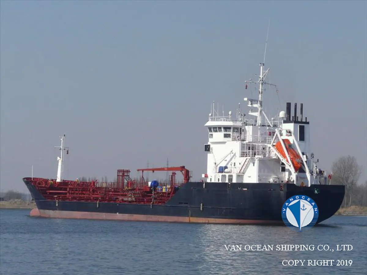 Δεξαμενόπλοιο πετρελαίου/χημικών προϊόντων προς πώληση