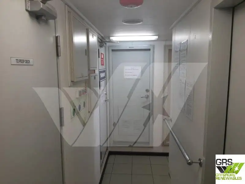 Πλοίο αποβατικής προέλευσης, δεξαμενόπλοιο προς πώληση
