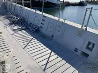 Πλοίο αποβατικής προέλευσης, δεξαμενόπλοιο προς πώληση
