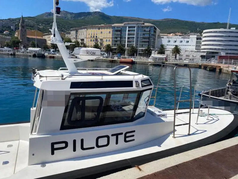 Πλοίο πιλότων προς πώληση