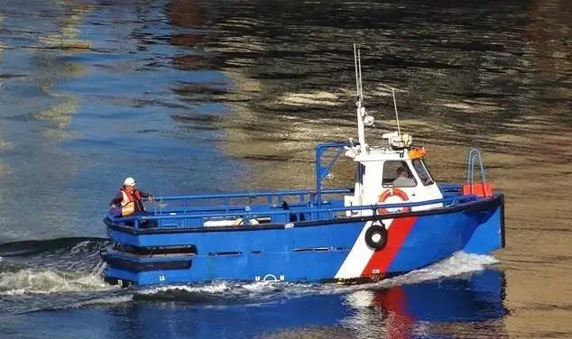 Ρυμουλκό πλοίο προς πώληση