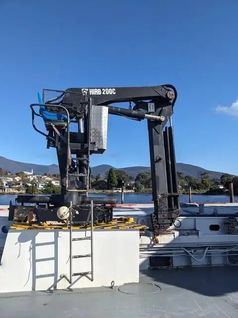 Αμφοβόλο προς πώληση