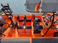 Άκαμπτη φουσκωτή βάρκα προς πώληση