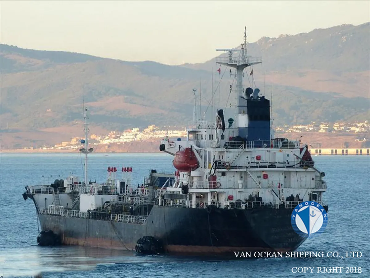 Δεξαμενόπλοιο πετρελαίου/χημικών προϊόντων προς πώληση