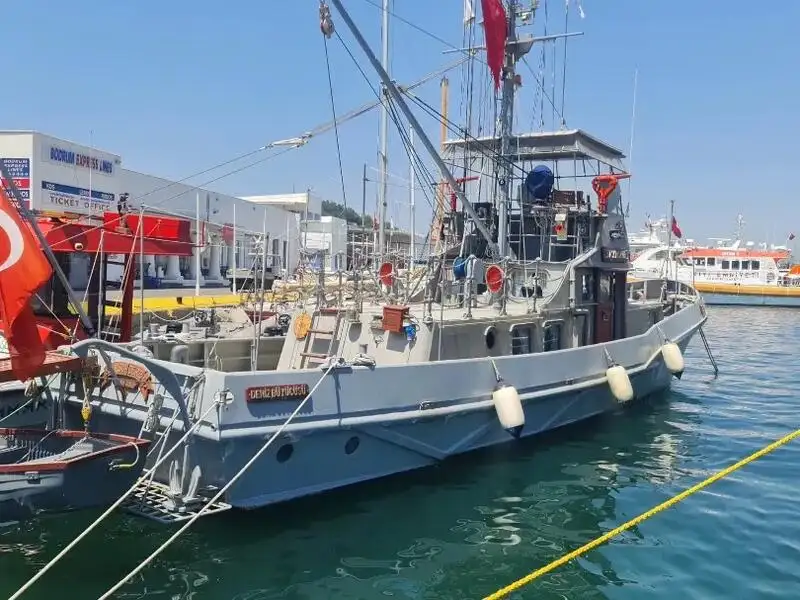 Πυροσβεστικό σκάφος προς πώληση