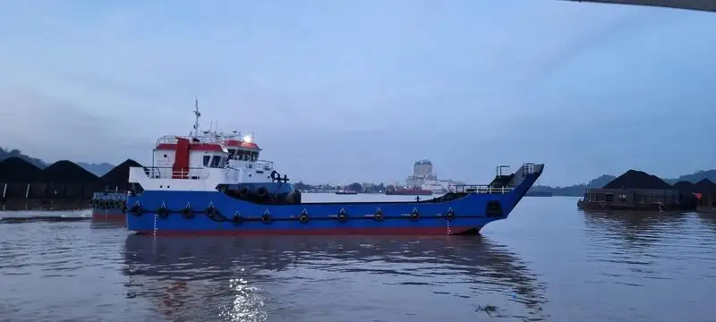 Πλοίο αποβατικής προέλευσης, δεξαμενόπλοιο προς πώληση