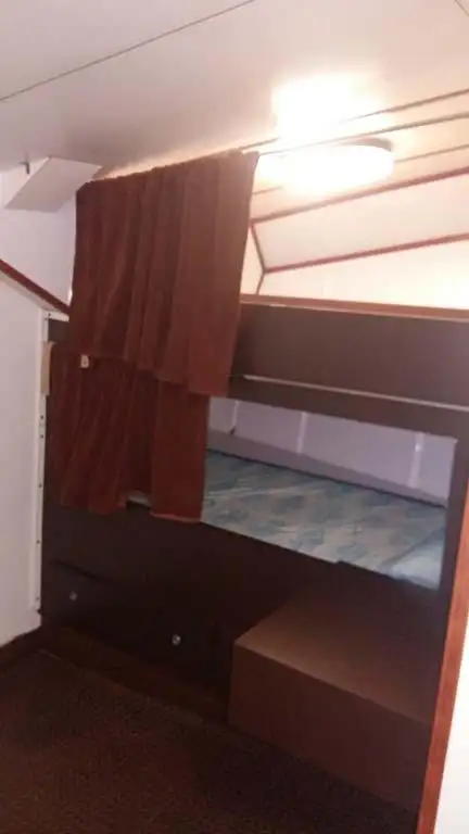 Ρυμουλκό πλοίο προς πώληση