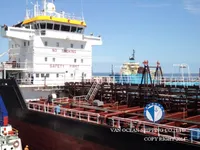 Δεξαμενόπλοιο πετρελαίου/χημικών προϊόντων προς πώληση