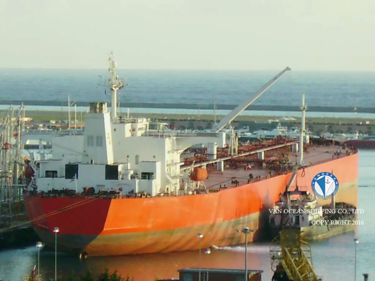 Δεξαμενόπλοιο πετρελαίου/χημικών προϊόντων προς πώληση