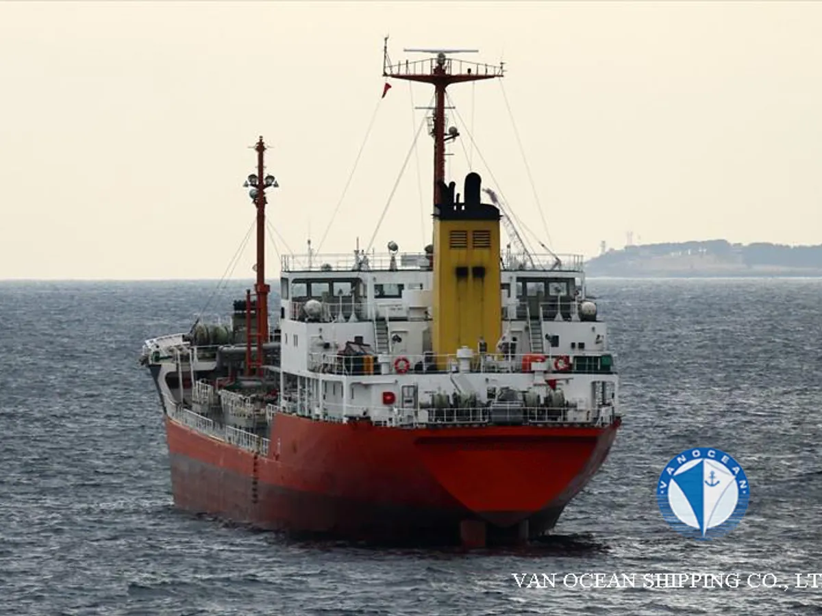 Δεξαμενόπλοιο πετρελαίου/χημικών προϊόντων προς πώληση