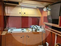 Πλοίο μεταφοράς ζωντανών ψαριών προς πώληση