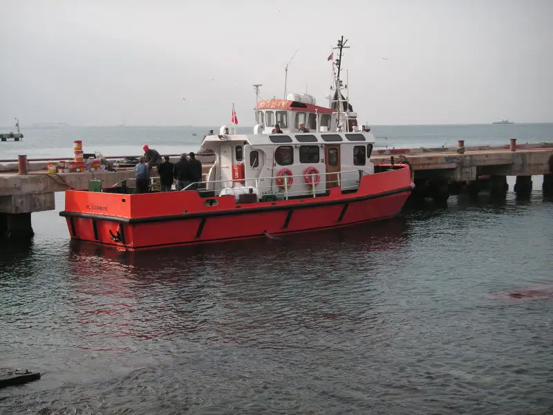 Ρυμουλκό πλοίο προς πώληση