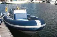 Άκαμπτη φουσκωτή βάρκα προς πώληση
