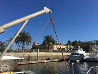 Τράτα προς πώληση