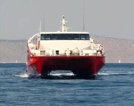 Καταμαράν προς πώληση