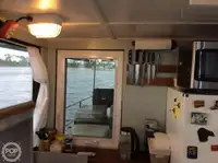 Ρυμουλκό πλοίο προς πώληση