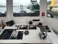 Εργατικά πλοία προς πώληση