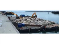 Αμφοβόλο προς πώληση