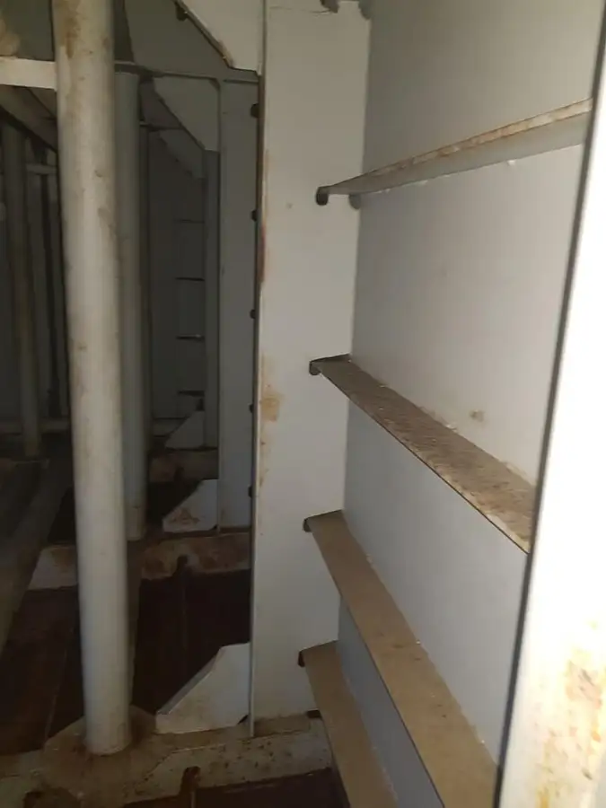 Αμφοβόλο προς πώληση