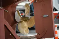 Τράτα προς πώληση