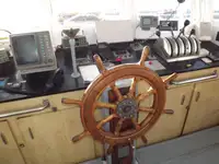 Ρυμουλκό πλοίο προς πώληση