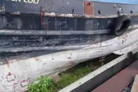 Ρυμουλκό πλοίο προς πώληση