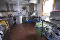 Τράτα προς πώληση