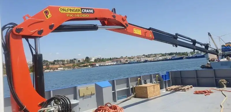Ρυμουλκό πλοίο προς πώληση