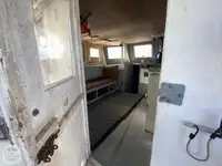 Τράτα προς πώληση