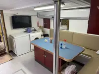 Πλοίο μεταφοράς εμπορευματοκιβωτίων προς πώληση