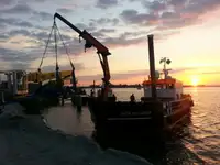 Σκάφη εργασίας προς πώληση