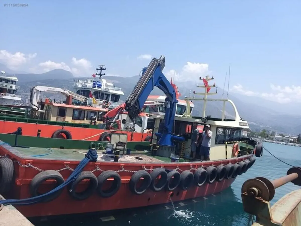 Εργατικά πλοία προς πώληση