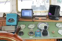Ρυμουλκό πλοίο προς πώληση