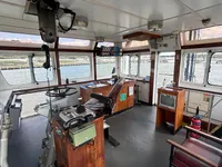 Ρυμουλκό πλοίο προς πώληση