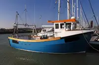 Εργατικά πλοία προς πώληση