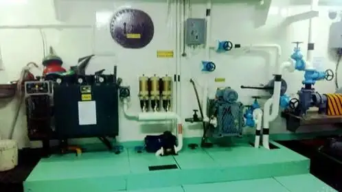 Ρυμουλκό πλοίο προς πώληση