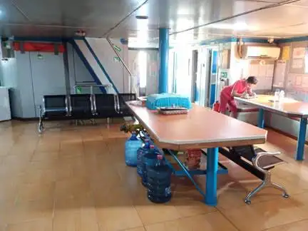 Ρυμουλκό πλοίο προς πώληση