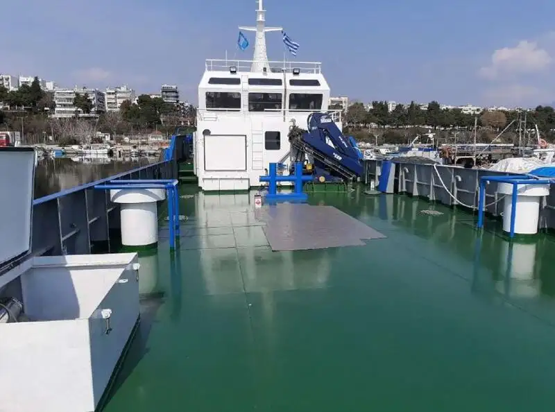 Ρυμουλκό πλοίο προς πώληση